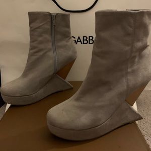 JEFFREY CAMPBELL BOOTS!